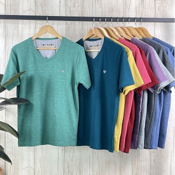 مقاله: انواع پارچه‌های تیشرت: هر آنچه باید درباره مواد پارچه تیشرت بدانید