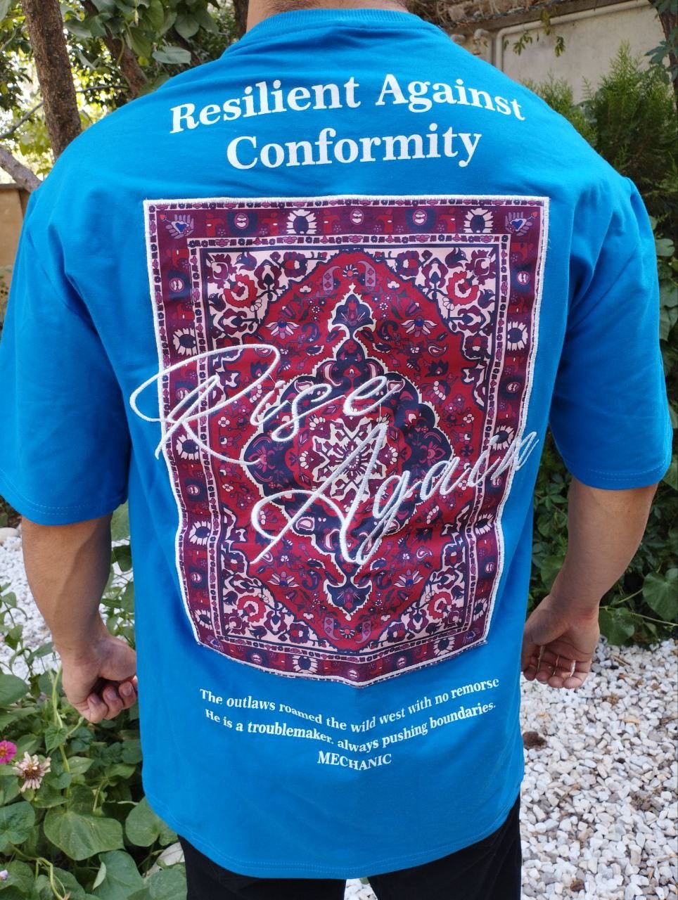 تیشرت ماچینیست (machinist) آبی گلدوزی فرش ایرانی سایز دو ایکس لارج لش